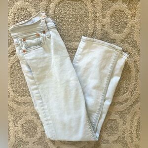 Levi's wedgie straight jean